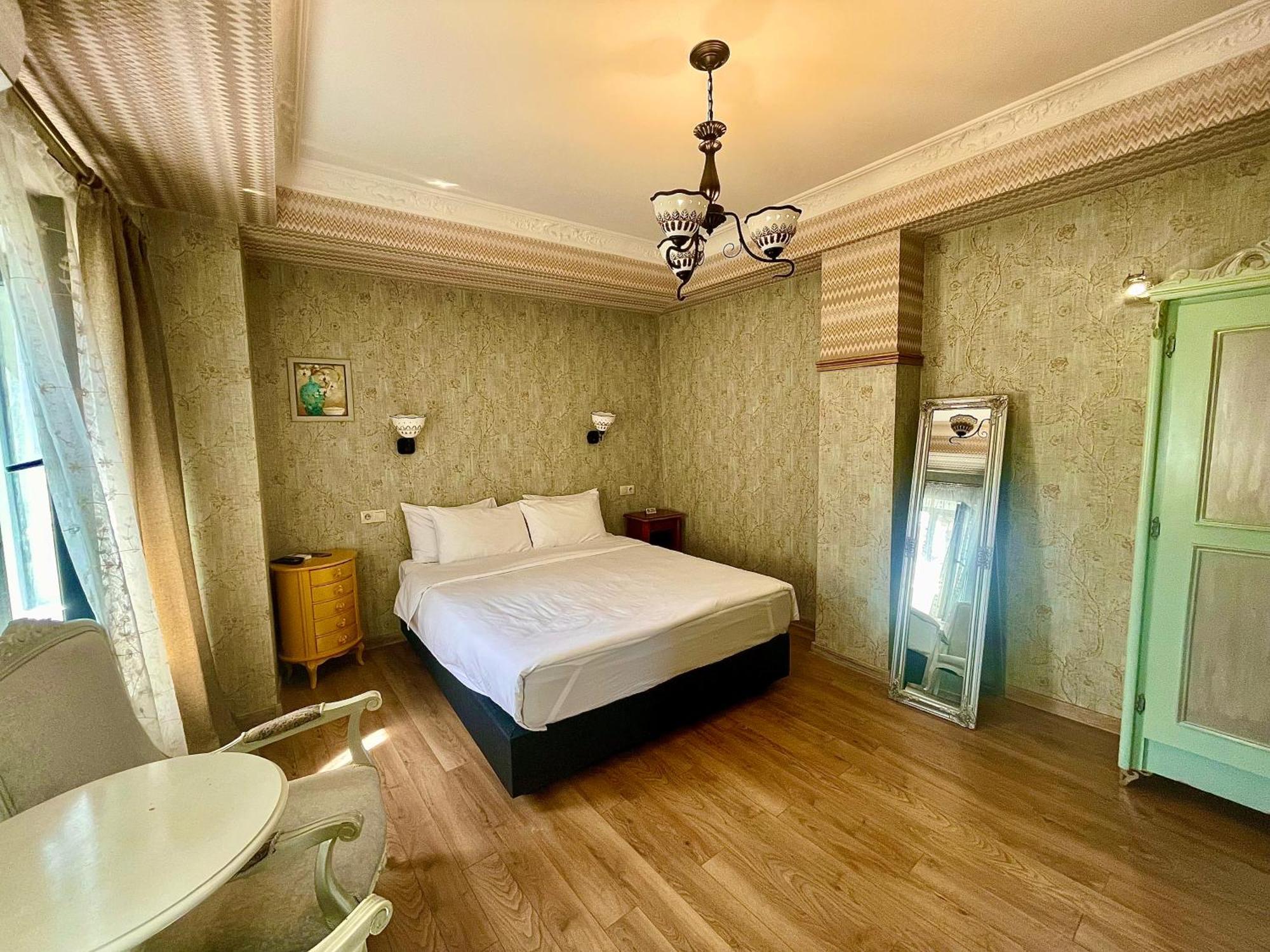 34 Silver Rooms Tbilissi Extérieur photo